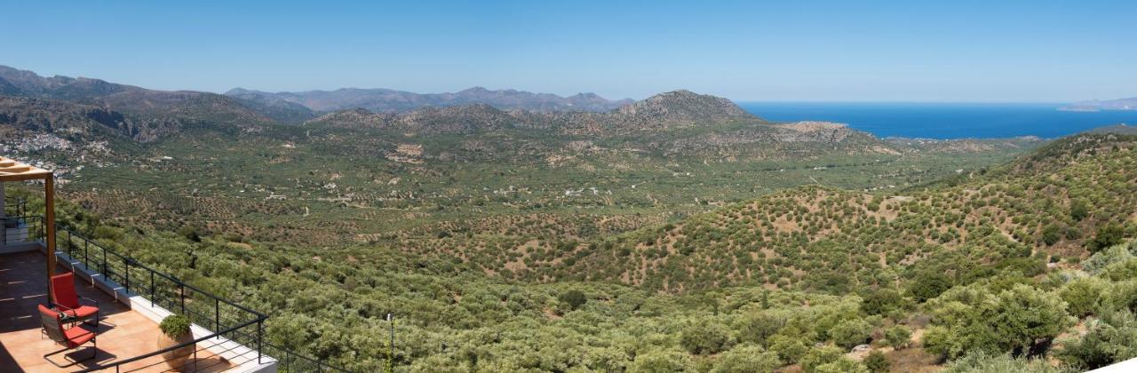 Villa Dio Petres Kroustas Esterno foto